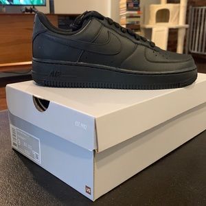 Nike Air Force 1 ‘07 women’s size 9 men’s size 7.5